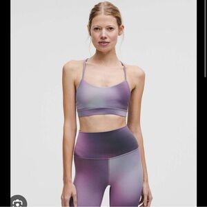 Lululemon Flow Y Bra - Aurora Haze